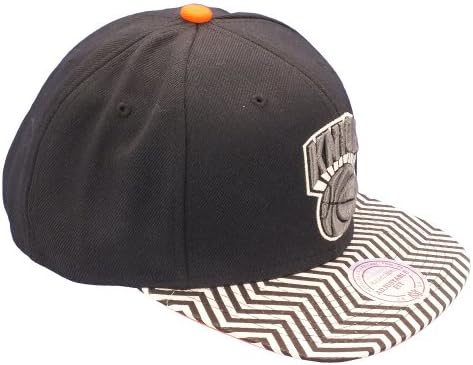 Mitchell ve Ness NBA New York Knicks Zikzak EU134 Snapback Kap Kappe Taban Kapağı Siyah
