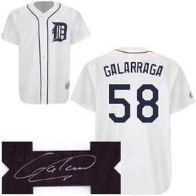 Armando Galarraga Detroit Tigers Forması İmzaladı